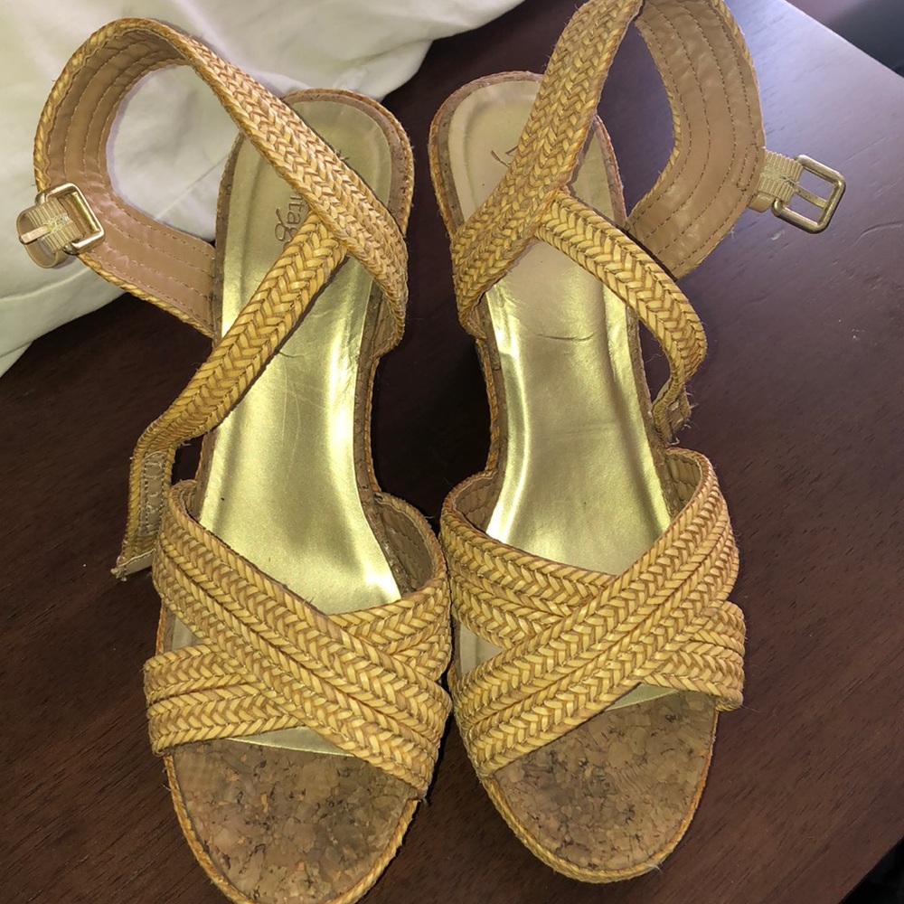 Size 8 platform wedges